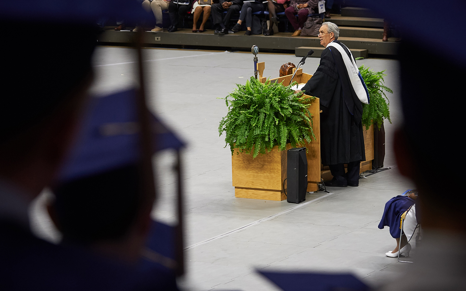 Douglas Elliot '82 (BUS) gives the address during the School of Business Commencement ceremony at Gampel Pavilion on May 7, 2017. (Peter Morenus/UConn Photo)